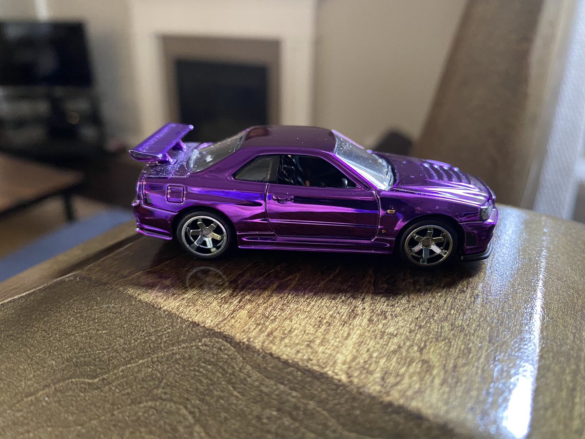 Hot wheels rlc Nissan.