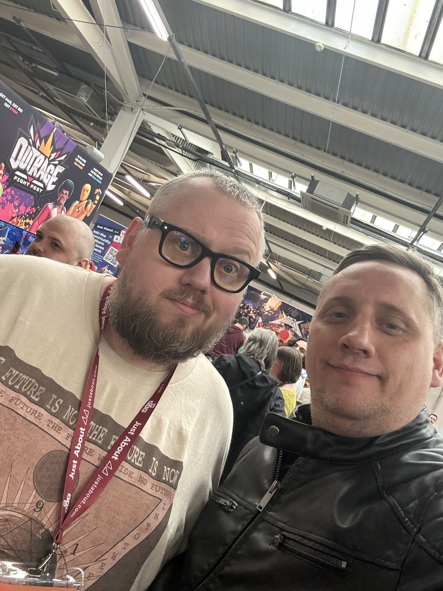 c0ldvengeance's tweet photo. I'm not anywhere near a recognisable face in the VR world but it's always great meeting up with other VR folks at WASD. Everyone always make me feel so welcome and it's the reason I go. Thanks all! https://t.co/Gc6dY9Ww6M