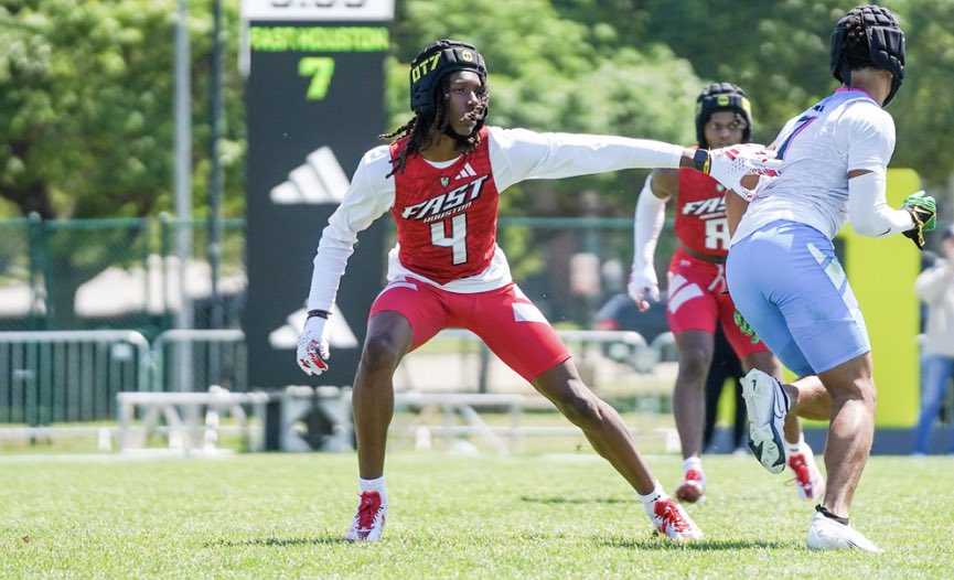 Four-star cornerback Kade Phillips detailed his official visit with the Baylor, where he said the Bears set the bar for the rest of the summer “Everything else I do, anytime I go to another place, it's gonna get compared to Baylor now.” 🔗: 247sports.com/college/baylor…