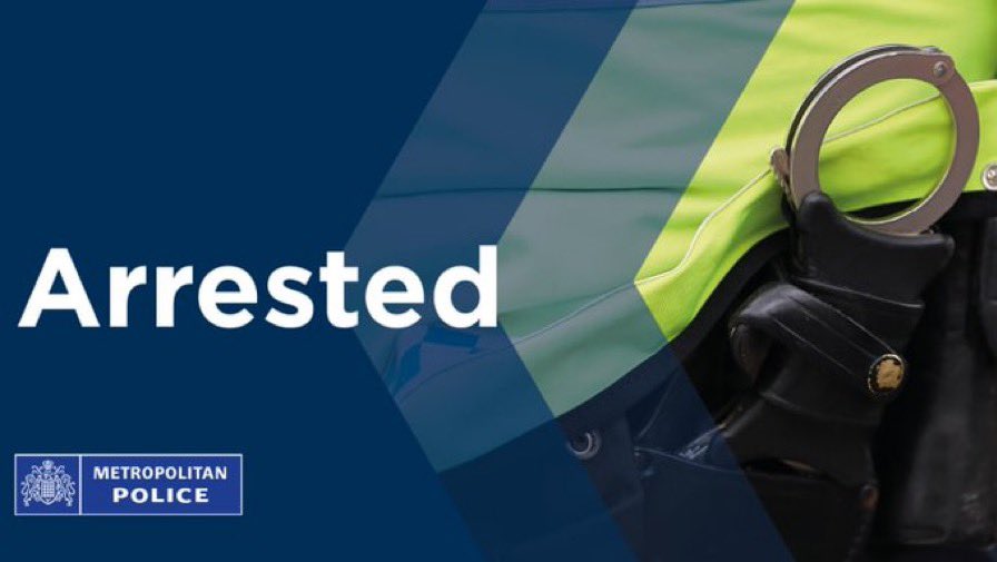 This afternoon our officers along with @MPSMarlborough and @MPSHarrowWeald attended a call on High Street #Wealdstone after reports of a male damaging a vehicle. One male was arrested for causing Criminal Damage and making Threats to Kill. #MyLocalMet #Harrow #NWBCU