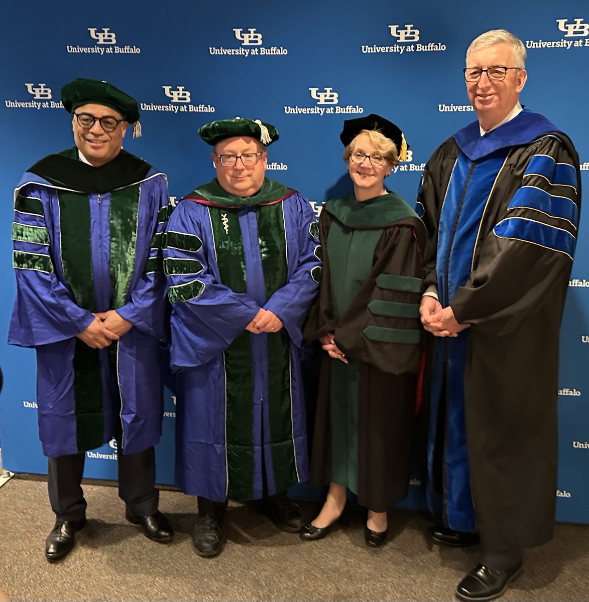 I was honored to be the featured speaker at the commencement for the @Jacobs_Med_UB in Buffalo last week, and urged the new doctors to focus on resilience and joy in their careers.