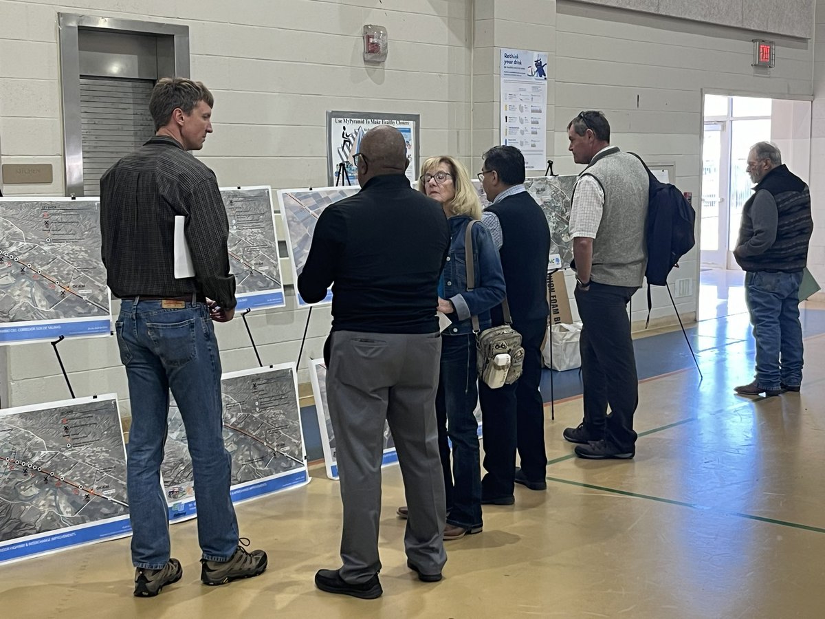 @CaltransD5 and @TAMC_News are in Chualar (Monterey County) this evening for a public meeting regarding enhancing safety along the #US101 corridor. The public will be asked to comment early on in this process regarding conceptual improvements in this community south of Salinas.