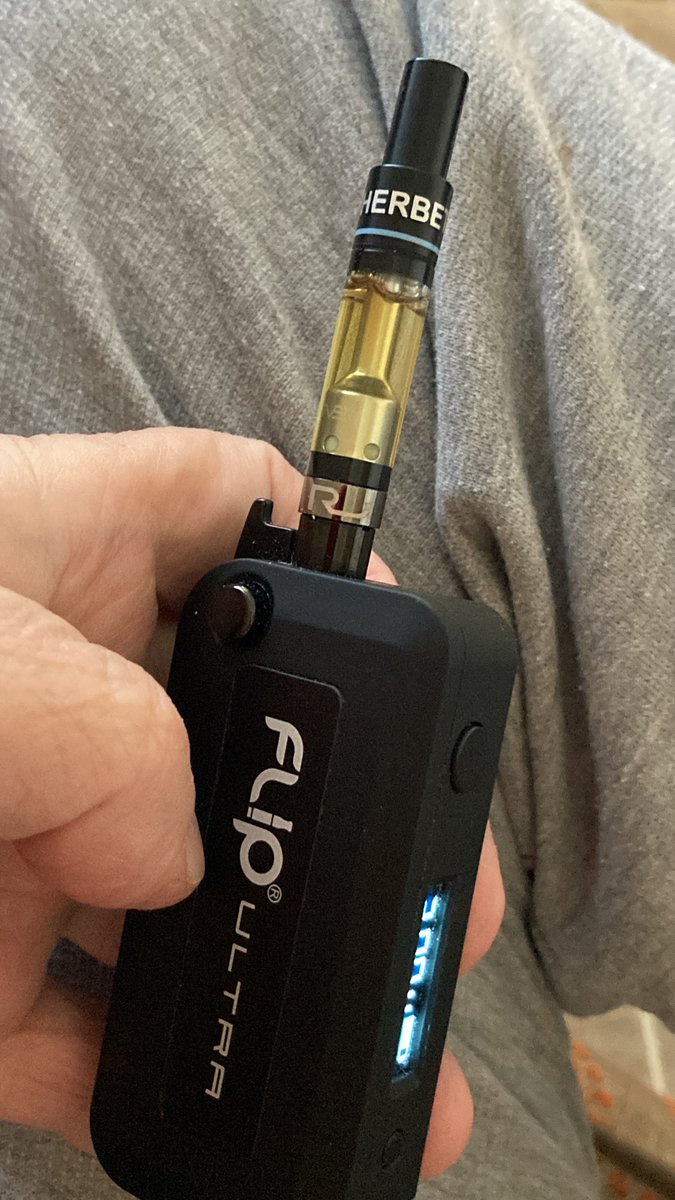 Phoenixheat9's tweet photo. #ROVE #Sherbert #LiveResin #O2Vape #FlipUltra ✌️ https://t.co/ji6k6V6RSU