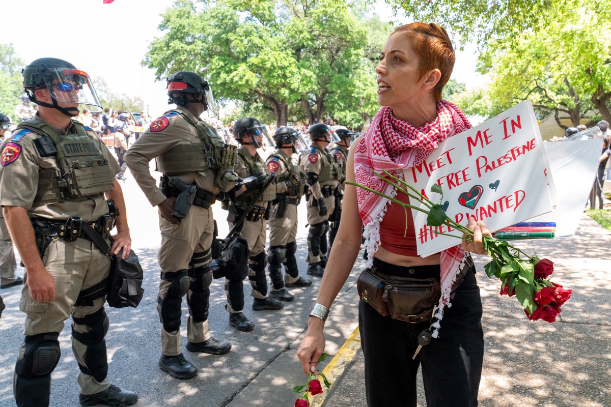 Student Spring protests over Gaza war continue on US campuses👇 🎓Columbia University begins suspending students 🎓Police arrest University of Texas students 🎓Police use violence against Northeastern University students 🎓Dozens arrested at University of Mary Washington…