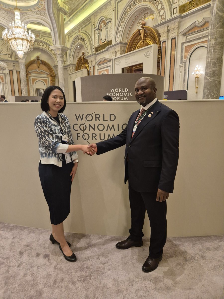 Great to meet Malawi energy minister @ibrahimmatolamw at @wef #SpecialMeeting24 in #Riyadh to discuss inclusive and just #energy transitions in developing economies. As part of @GlobalShapers lets uplift the #youthvoice for #collaboration #sdg7 @SEforALLorg @EnergyAlliance