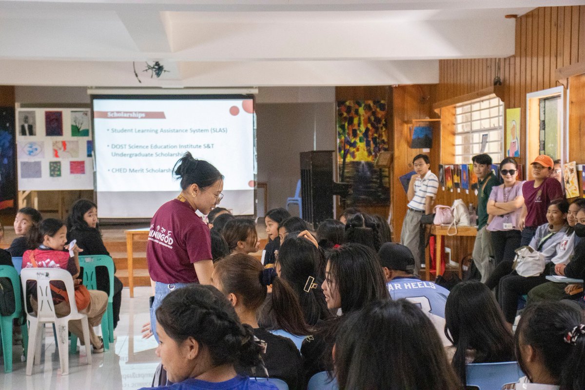 'Ugnayan ng Pahinungód Baguio visited 17 schools in Mountain Province to promote the #UPCAT and hold a career orientation for grade 11 students last April 23-26 as part of the Tangguyob - Affirmative Action Program (AAP) 2024.'

Read more here: web.facebook.com/pahinungod.upb…