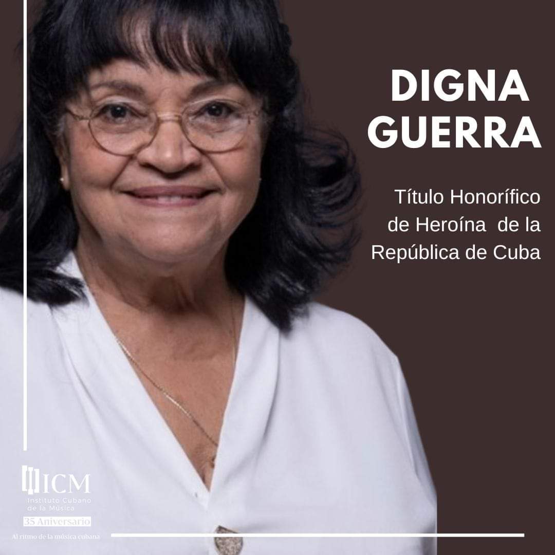 Esta tarde el Presidente de la República de Cuba y Primer Secretario del @PartidoPCC @DiazCanelB entregó a la artista Digna Guerra el Título Honorífico de Heroína del Trabajo de la República de Cuba. Felicidades maestra, un abrazo #CubaEsCultura