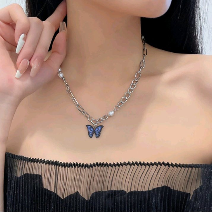 𐙚 pretty necklace 𐙚

[ a thread ]