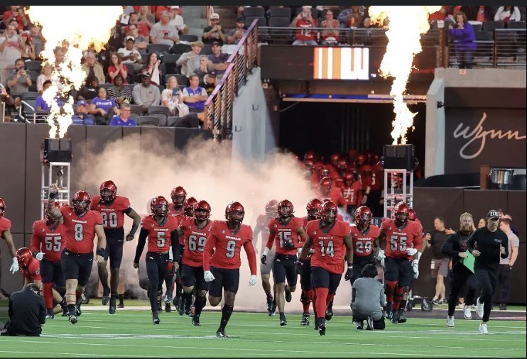 Blessed to receive my second D1 offer to The @unlvfootball @BrennanMarion4 @ZachIsGreat_ ❤️🖤