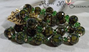 Black....black! Moss Green Crackle Faceted Agate and Gold Plated Crystal Necklace Set kraftymax.net/shop/moss-gree…