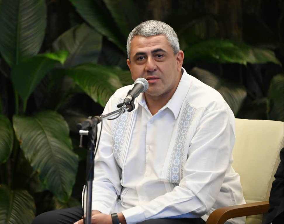 PresidenciaCuba's tweet photo. ✍️| “Estamos aquí para decir a todo el mundo que a #Cuba se puede venir; Cuba es uno de los países más seguros del mundo que he visitado”, afirmó @pololikashvili, secretario general de ONU Turismo.

🔗| https://t.co/OXThX4cEoU https://t.co/4IvhT0Qk86
