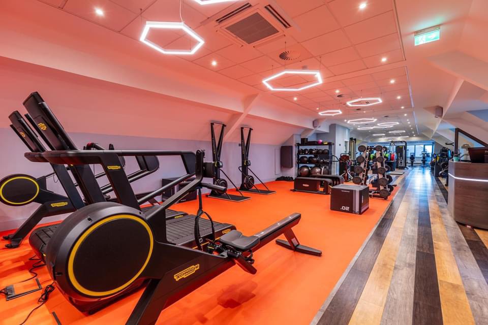 Excited to officially open our new look Club this past weekend! £7.5m invested into clubhouse development including our brand new health club, swimming pool, spa, orangery and 18 holes of bunker redevelopment now complete!