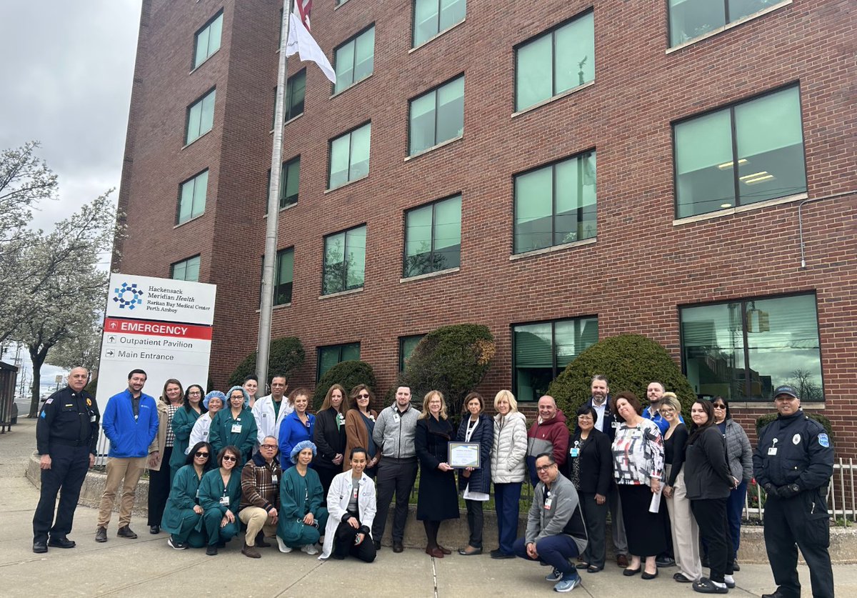 This #DonateLifeMonth, we raised a flag across our hospitals to acknowledge the incredible act of generosity performed by donors in our community and beyond. We are so grateful for those who give to save a life of a loved one, a neighbor or a stranger. @NJSharing