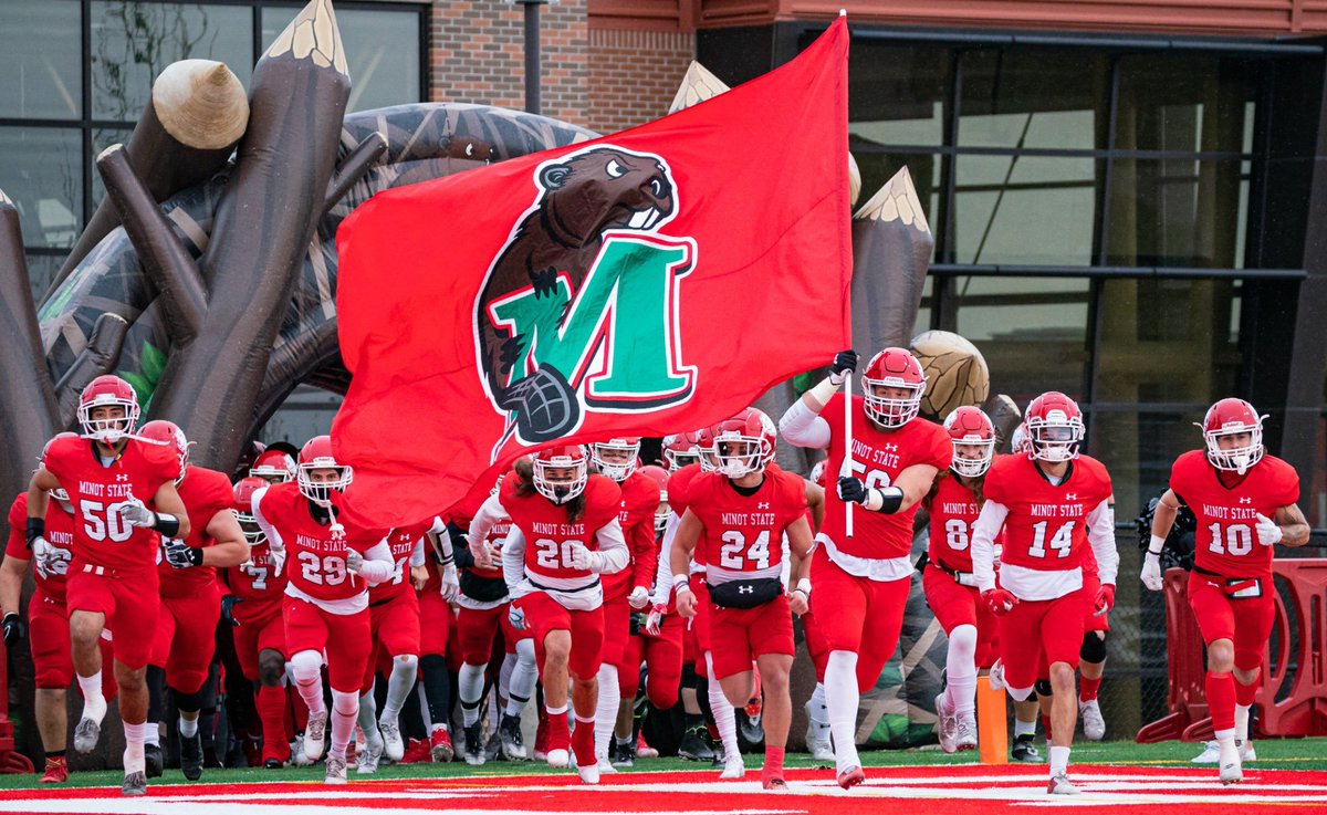 Truly grateful and blessed to receive an offer from Minot State University! @MSUBeaversFB