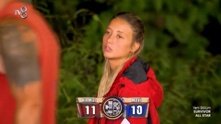 Ayyy bu kız neden böyle aşırı kıskanç Nefise sayıyı aldı diye şekilden şekile girdi loser #SurvivorAllStar2024