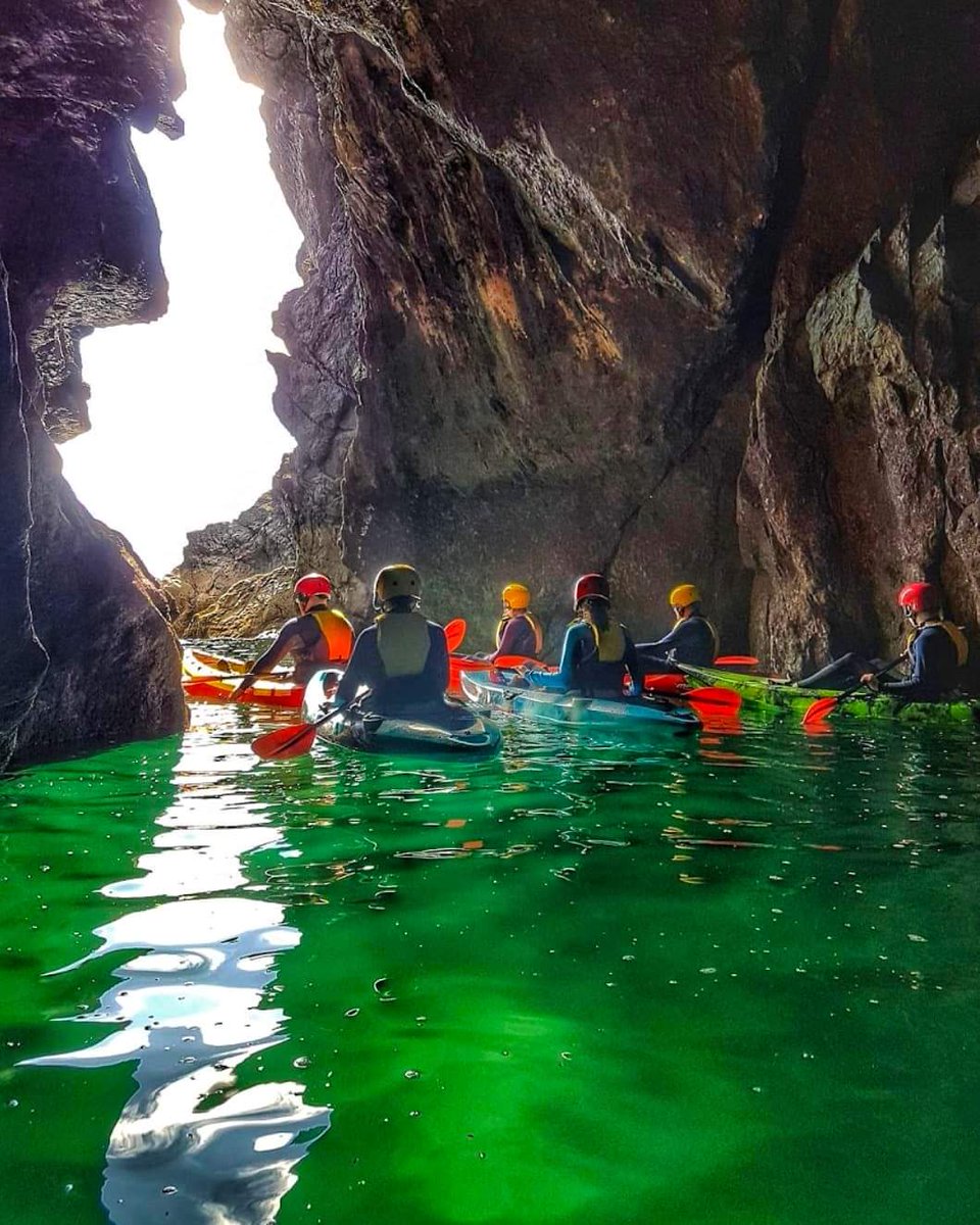 𝗗𝗜𝗗 𝗬𝗢𝗨 𝗞𝗡𝗢𝗪: The Hook Peninsula boasts some of the most magical sea caves in the country...a remarkable reminder of the forceful power of nature. There is no better way to explore sea caves than with one of the most unique experiences in Wexford The Irish Experience