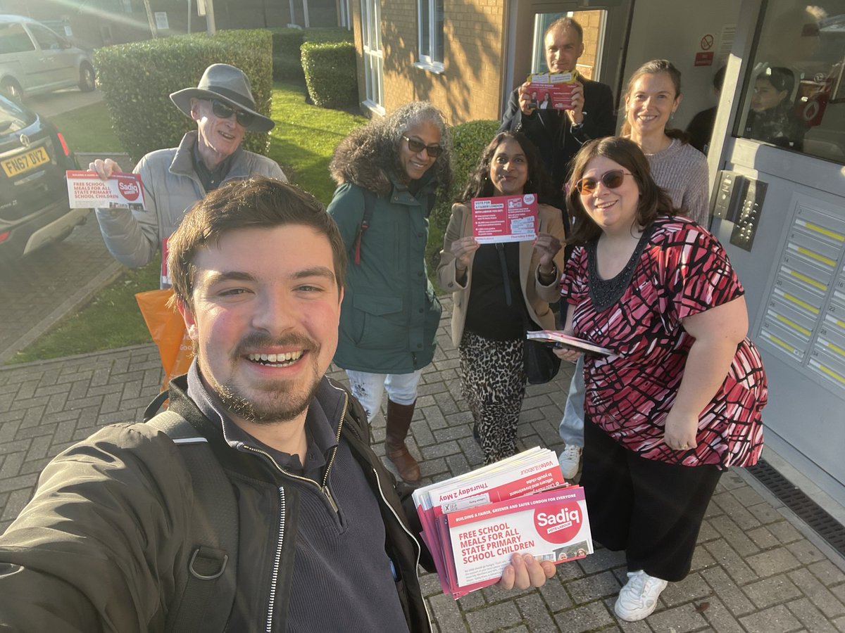 Sooooo good to be in #waddon this evening, with fablous labour members and the even more fabulous.@RowennaDavis and what was even more fabulous was the fabulous people of #Waddon overwhelmingly rejecting the Tory hate and supporting the fabulous @SadiqKhan and voting Labour 🌹.