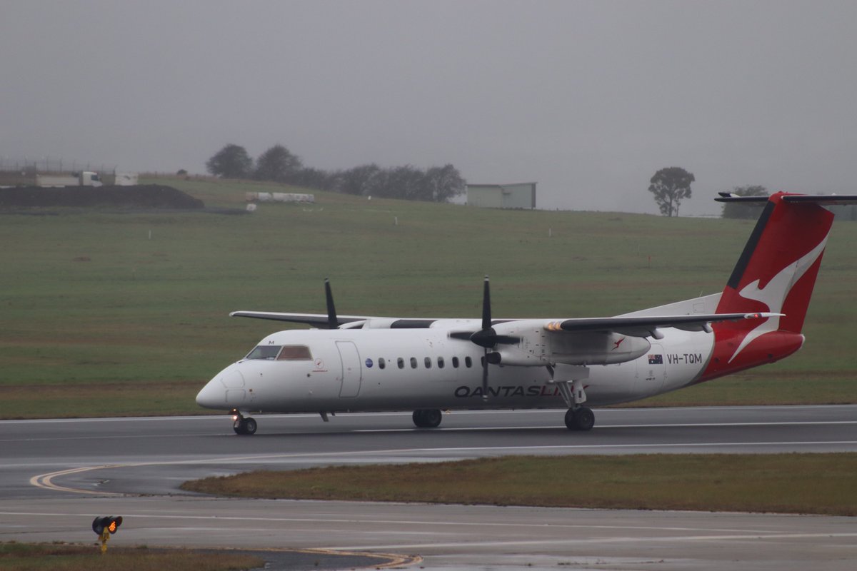 I'm bored so here's a few photos I got a while back at Launceston Airport