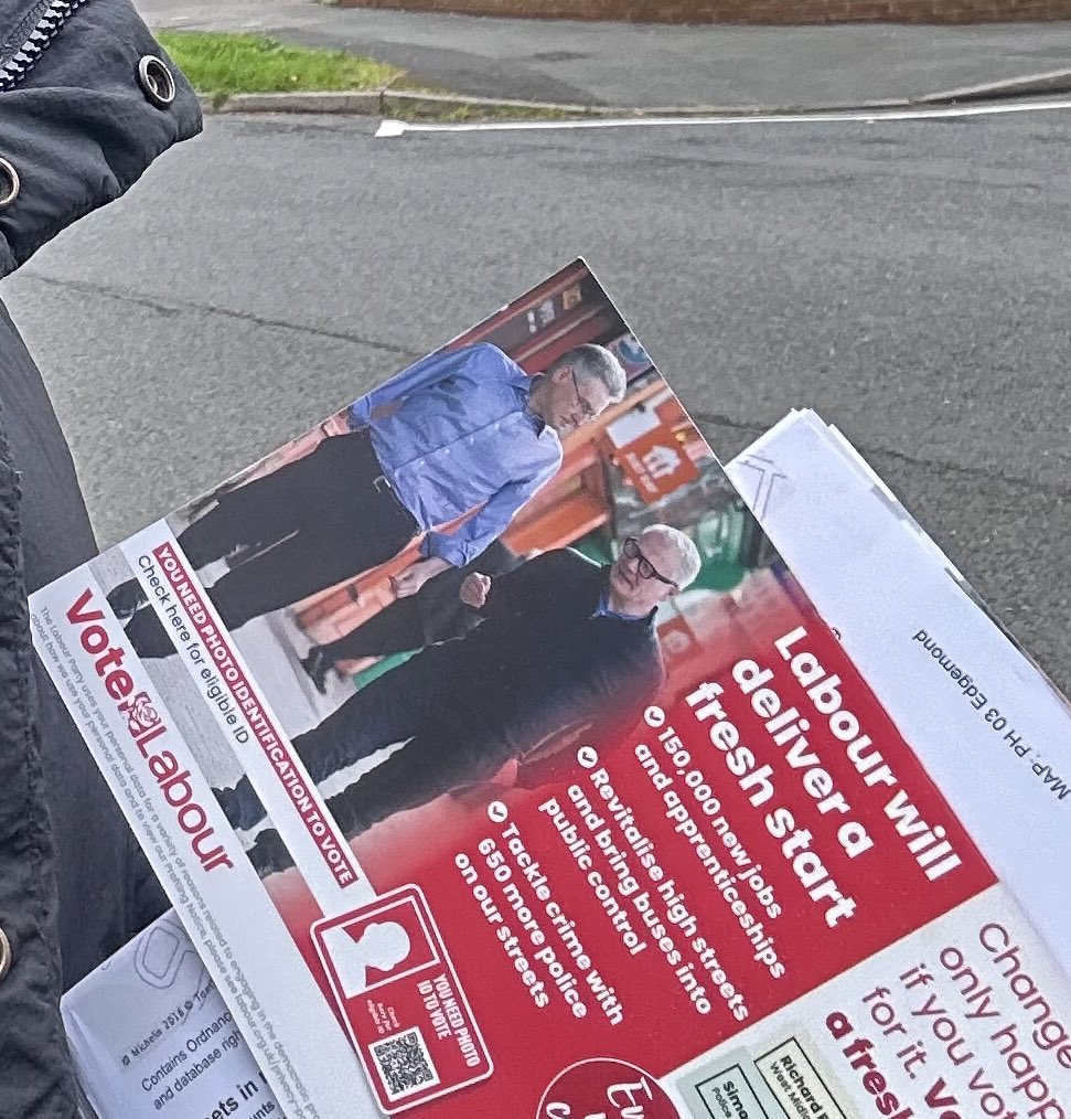 The message is clear on the doorstep. West Midlands wants a fresh start.

There’s now just 2 days to go until polling day:

On Thursday 2nd May 🗳 Please use all your votes for Labour!

Vote @RichParkerLab for West Midlands Mayor and @SimonFosterPCC 🌹

#VoteLabour #WestMidlands