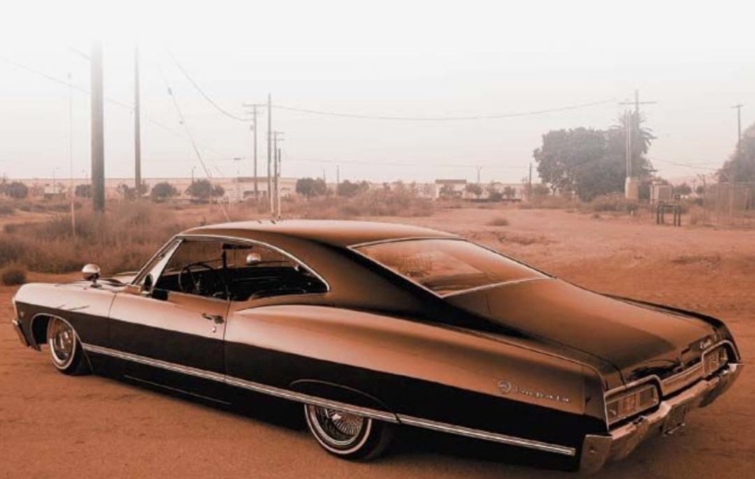 “Kimilerine göre evrenin en iyi arabası”
     1967 Chevrolet Impala