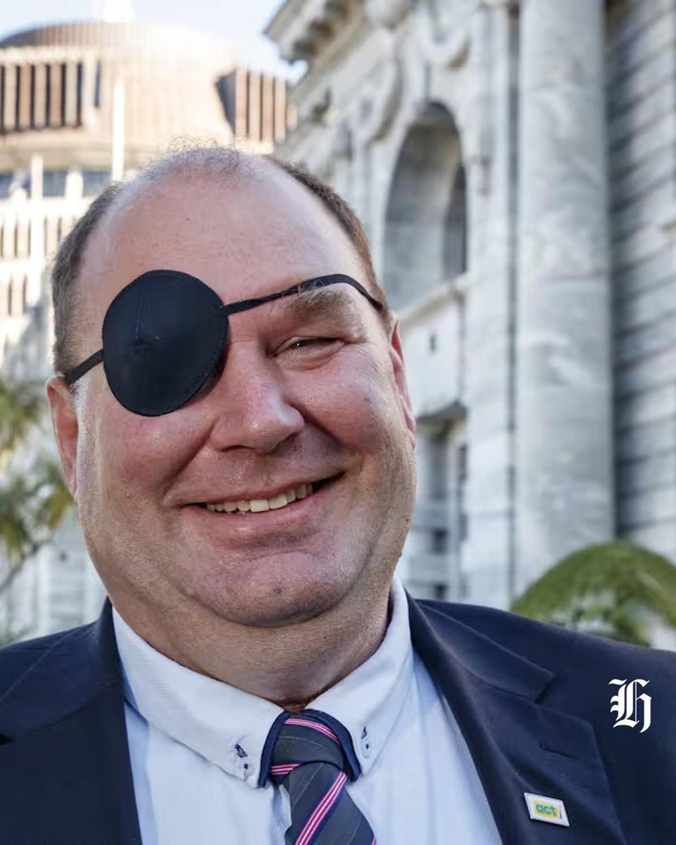 'A few pirate jokes’: One-eyed MP reveals what caused his injury ​🔗 tinyurl.com/4p89ez22