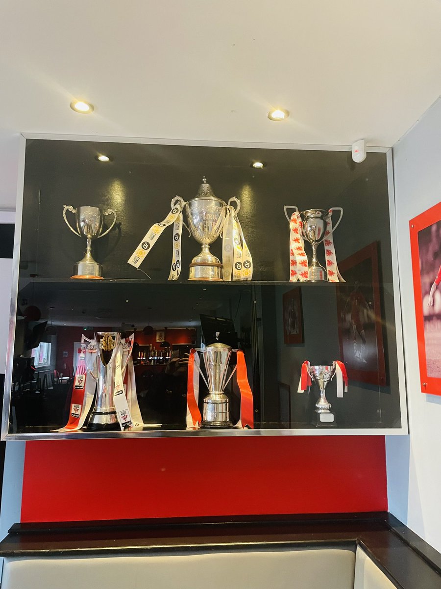 PRIDE OF PLACE We are proud to display the @CymruLeagues South, @WelshBlood Regional League Cup, @FAWales Youth Cup, @AdranLeagues South and @BFLLAFC Play Off Trophies in @BarRed2012. What a season so far with a National Final for @bflacademy 12s and a @bflafcvets Final to come!