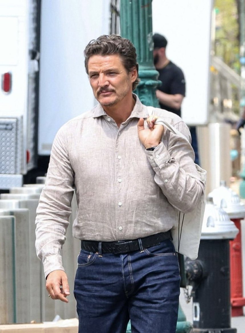 can’t believe we are getting pedro pascal in a romcom