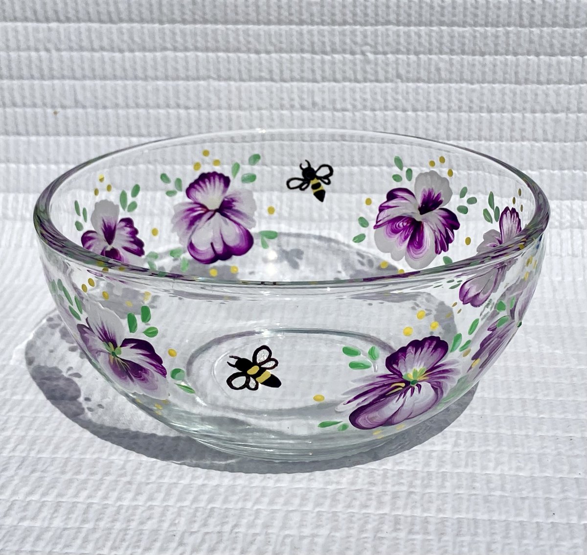 Pansy candy dish etsy.com/listing/171011… #pansy #candydish #decorativebowl #SMILEtt23 #etsyshop #MothersDayGifts #CraftBizParty #etsylove