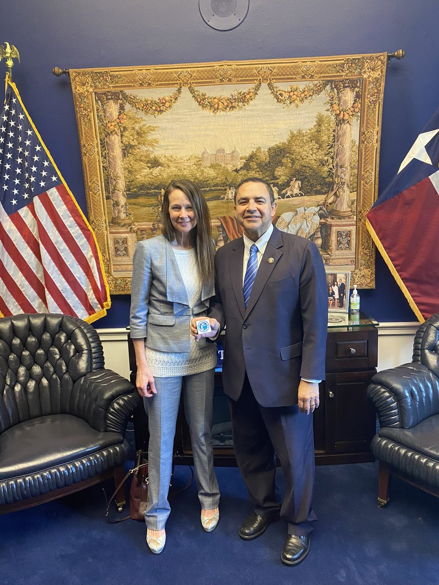 It was great to see @CISAgov Director Jen Easterly this afternoon before our @AppropsDems hearing tomorrow. Congress must continue to support CISA’s critical work in defending against cybersecurity threats to our nation’s cyber and physical infrastructure.