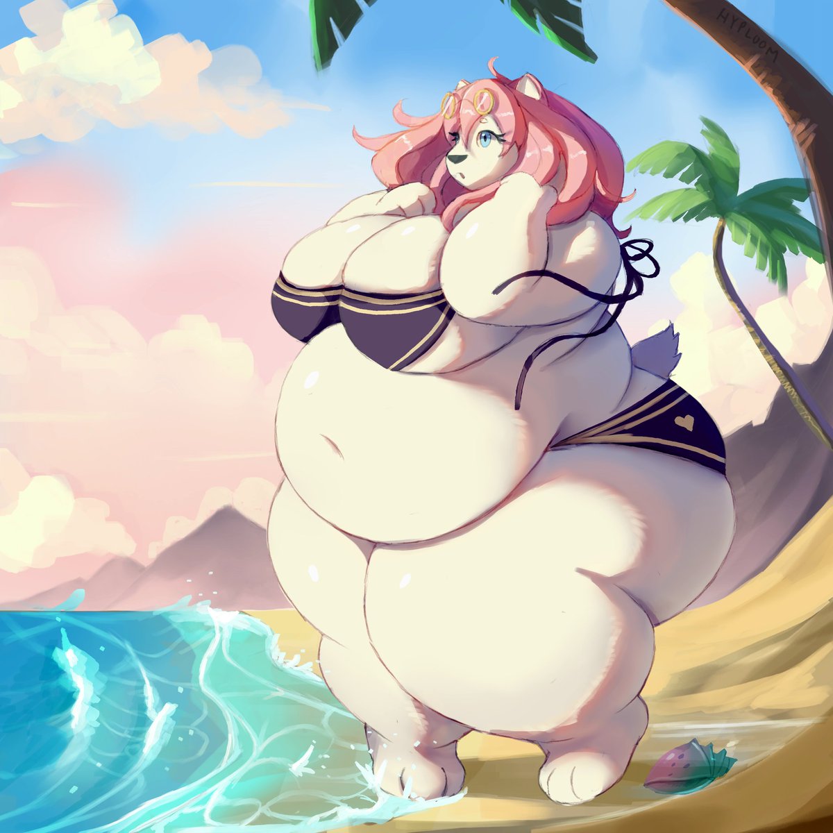 Big polar takes in the horizon. Momo seems to enjoy calm sunsets at the ocean! Raffle Prize for @GalaxySpartan , tysm!