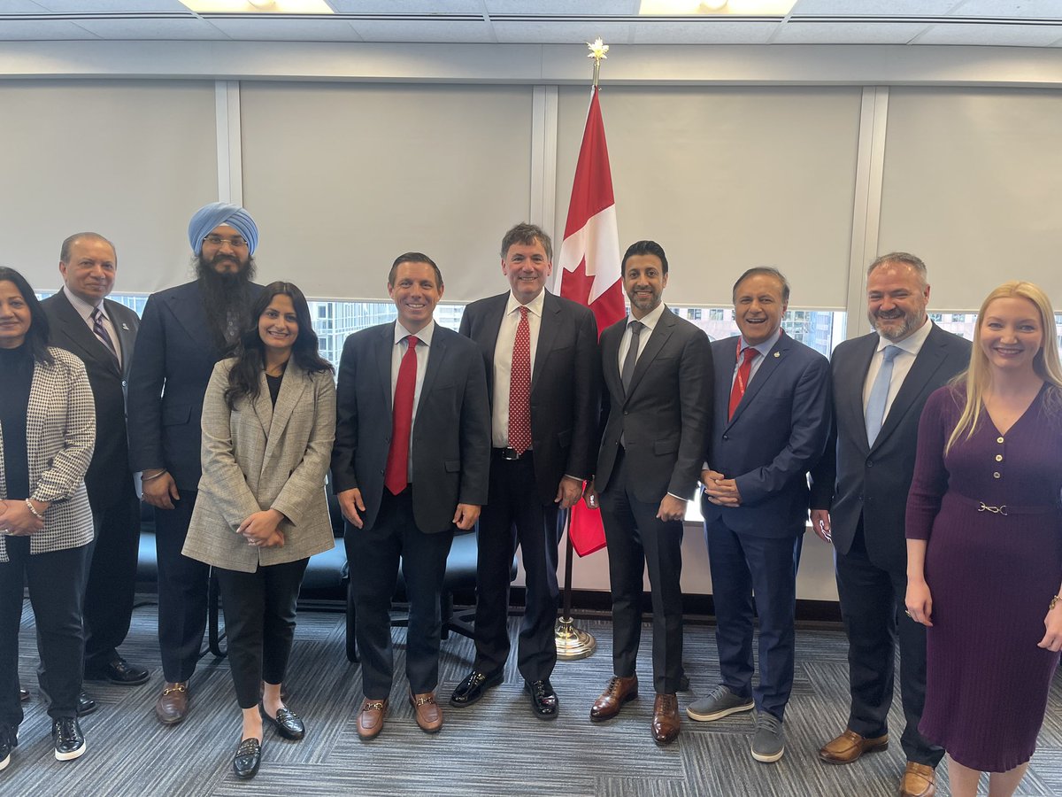 Great to be joined by my colleagues from Brampton this morning for a discussion with Mayor @patrickbrownont . We’ll keep working together to combat auto theft and keep Brampton residents and Canadians safe.