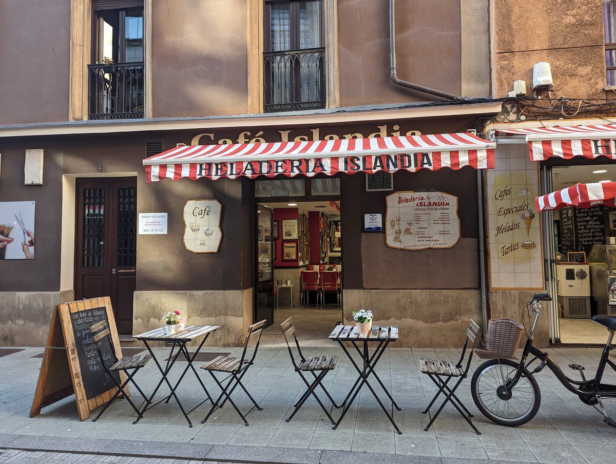 ¿Nos vamos de compras en Gijón? 🛍️ Hay 6 Rutas del comercio sostenible por temática: Xixón dulzón 🍰, artesano, compra gastro 🧀, diseño y moda, arte y cultura y comercios históricos. Todo aquí 👇
gijondecompras.es 😜
#GSFMÁSCERCAQUENUNCA