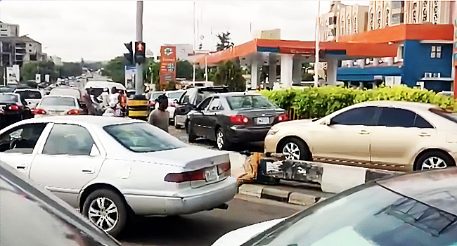 Fuel Scarcity: There’s Enough Supply In Private Depots, Says Rivers IPMAN

channelstv.com/2024/04/29/fue…