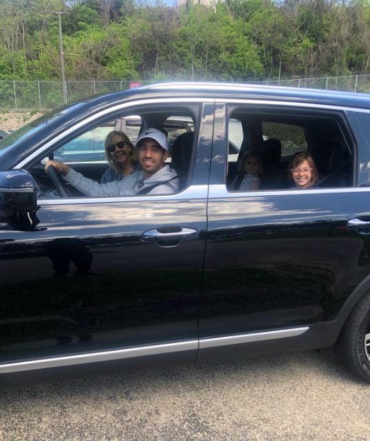 Congrats to Christopher and the gang! Beautiful new 2024 Kia Telluride!🎉 Perfect car for the whole family 🙂 

#KiaTelluride #Century3Kia #WestMifflin #Pittsburgh