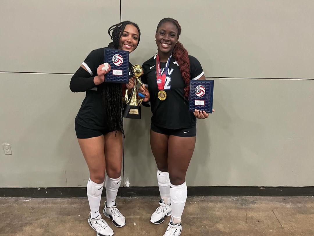 Congratulations to incoming Trojans Jadyn Livings and Favor Anyanwu on winning the @usavolleyball Girls 18 Open Junior National Championship! Jadyn and Favor were also both named to the 18-Open All-Tournament team ✌️