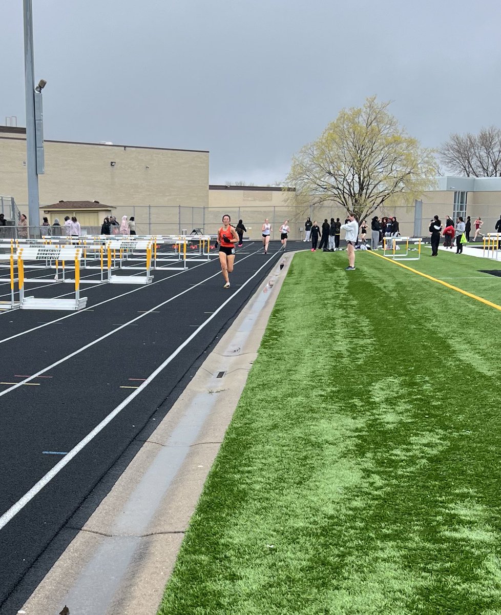 Ella and Kayli battle tough conditions, Kayli with a season's best and Ella with a PR and W!