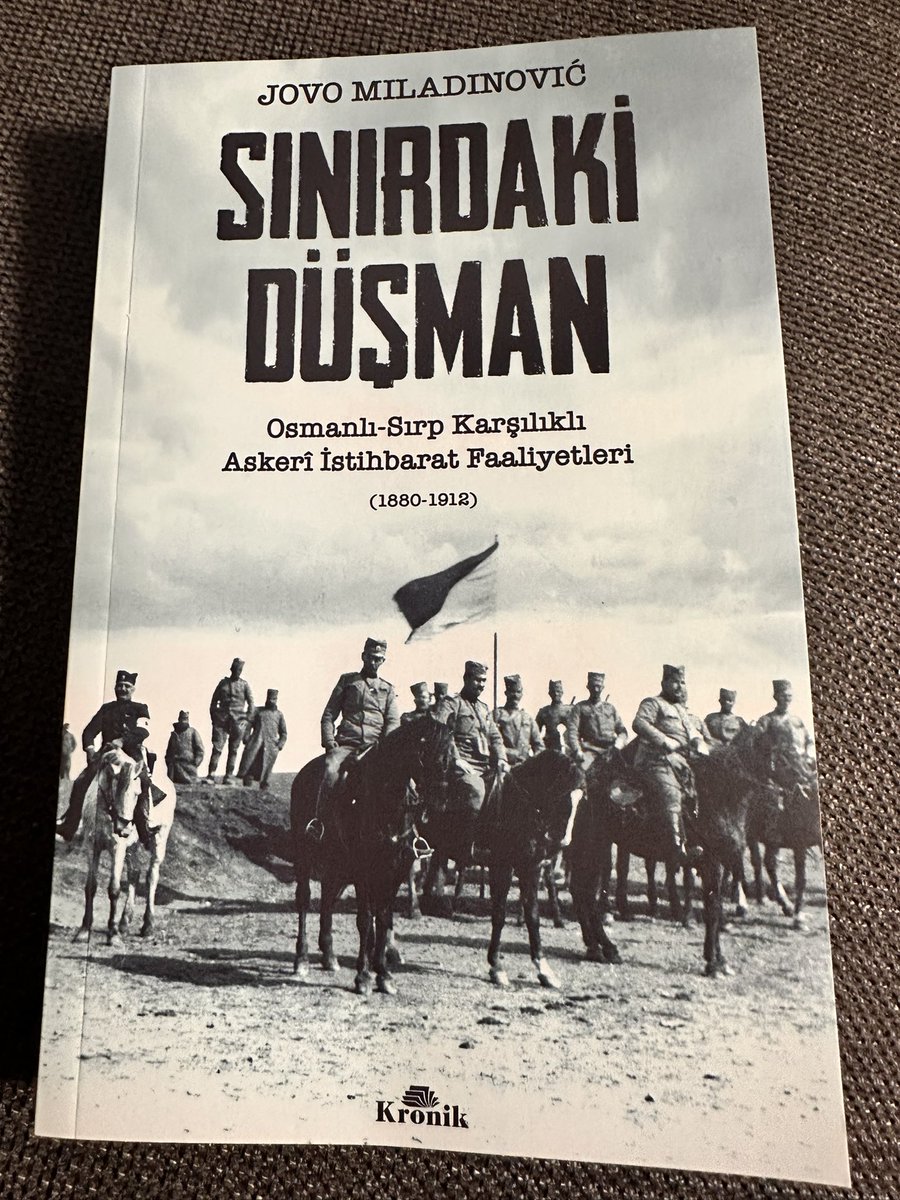 İstihbarat kitaplığının dolayısıyla Gizli Teşkilatlar serisinin taze üyesi. Belgrad İstanbul’a karşı; Sırbistan, Osmanlı’nın eyaletliğinden devlete evrilirken iyi de bir istihbarat yapısı tesis etmiş. Aşina olduğumuz bir çok olayı yabancı ve yerli kaynaklar ışığında farklı bir…