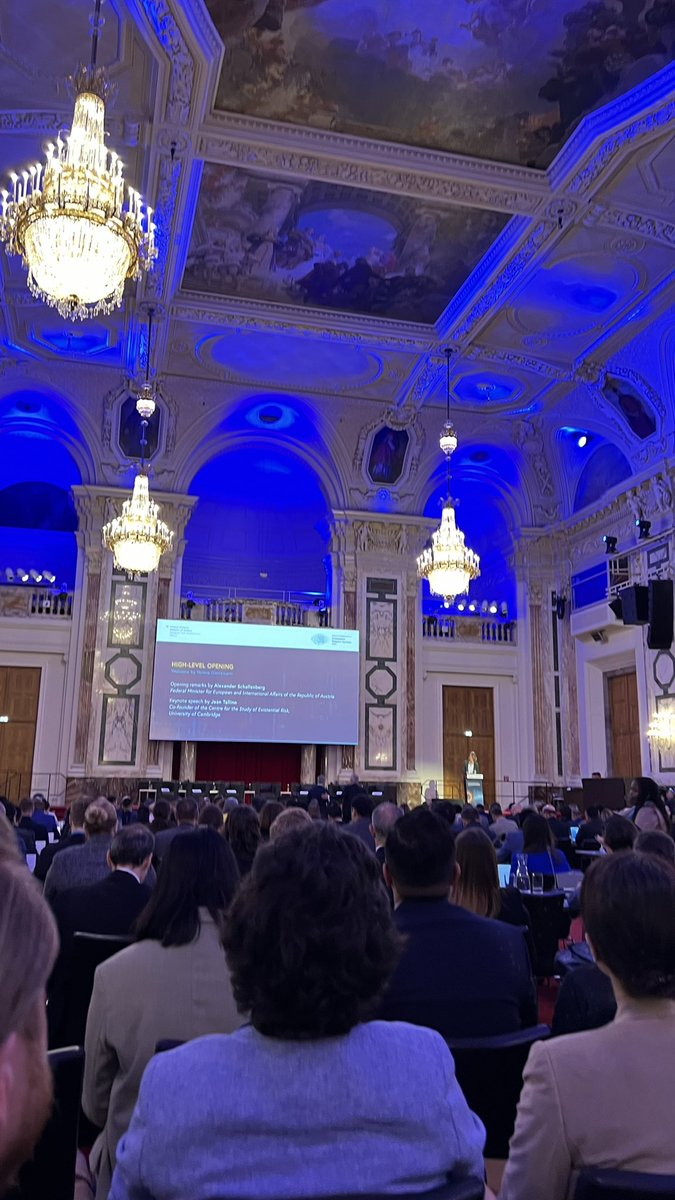 🇭🇷🇦🇹 Today, the delegation from #Croatia joined the inaugural sessions of the Vienna conference 'Humanity at the Crossroads: Autonomous Weapons Systems and the Challenge of Regulation,' emphasizing the importance of regulating AWS to safeguard humanity. #AWS2024Vienna