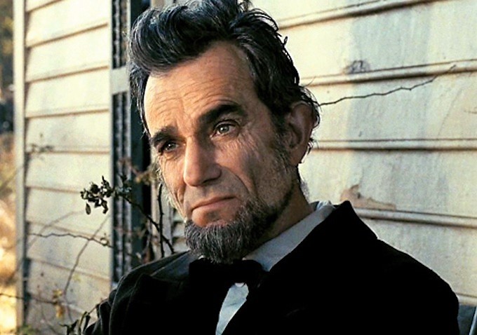 Daniel Day-Lewis was born 67 years ago today. 🎂 He won the Academy Award for Best Actor in 2013 for his portrayal of Abraham Lincoln. imdb.com/name/nm0000358…