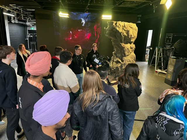 LRATC Broadcasting Program visited Studio Lab xR which is New Media MB's cutting edge initiative dedicated to Extended Reality training in Winnipeg.  They also visited the New Media program at Red River's downtown campus.  Great day!