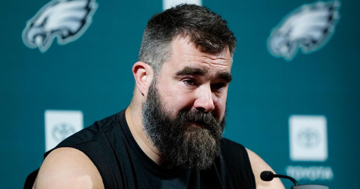 NFL News Report
Eagles legend Jason Kelce joins ESPN's 'Monday Night Football' pregame show, bringing his insights from the gridiron and podcasting world.

buff.ly/3ysEsCu

#NFL #newsreport #ESPN #footballbetting #bettingtips #sportsbettinghandicapper