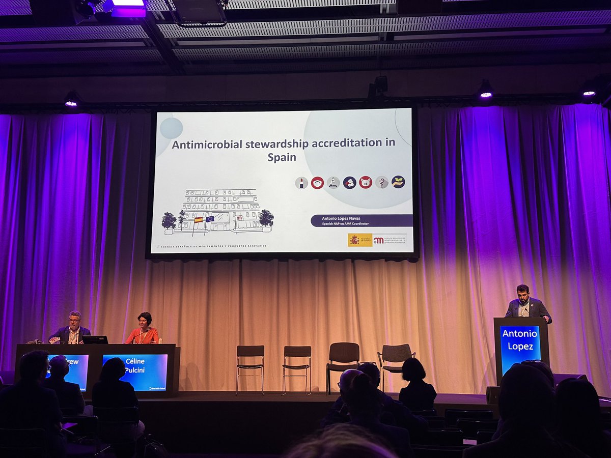 #ESCMIDGlobal2024: Insightful @BSACandJAC session on #AntimicrobialStewardship accreditation this afternoon. Lessons from Zambia & Nigeria, India, Spain & Australia Eg Qs: Which model? Should it be mandatory? Should accreditation be implemented in resource limited settings?