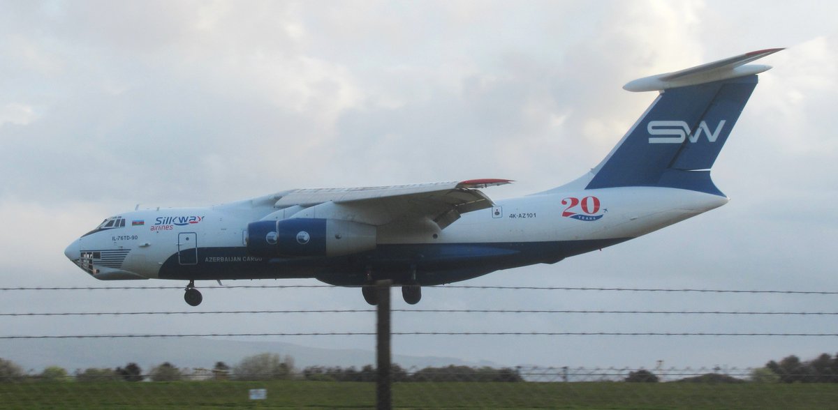 I just made it by the skin of my teeth. 😋 Silk Way Airlines Ilyushin IL-76 #AZQ4551 4K-AZ101 from Baku to #Prestwick. A 15 year old beauty. #avgeek #planespotting #4KAZ101