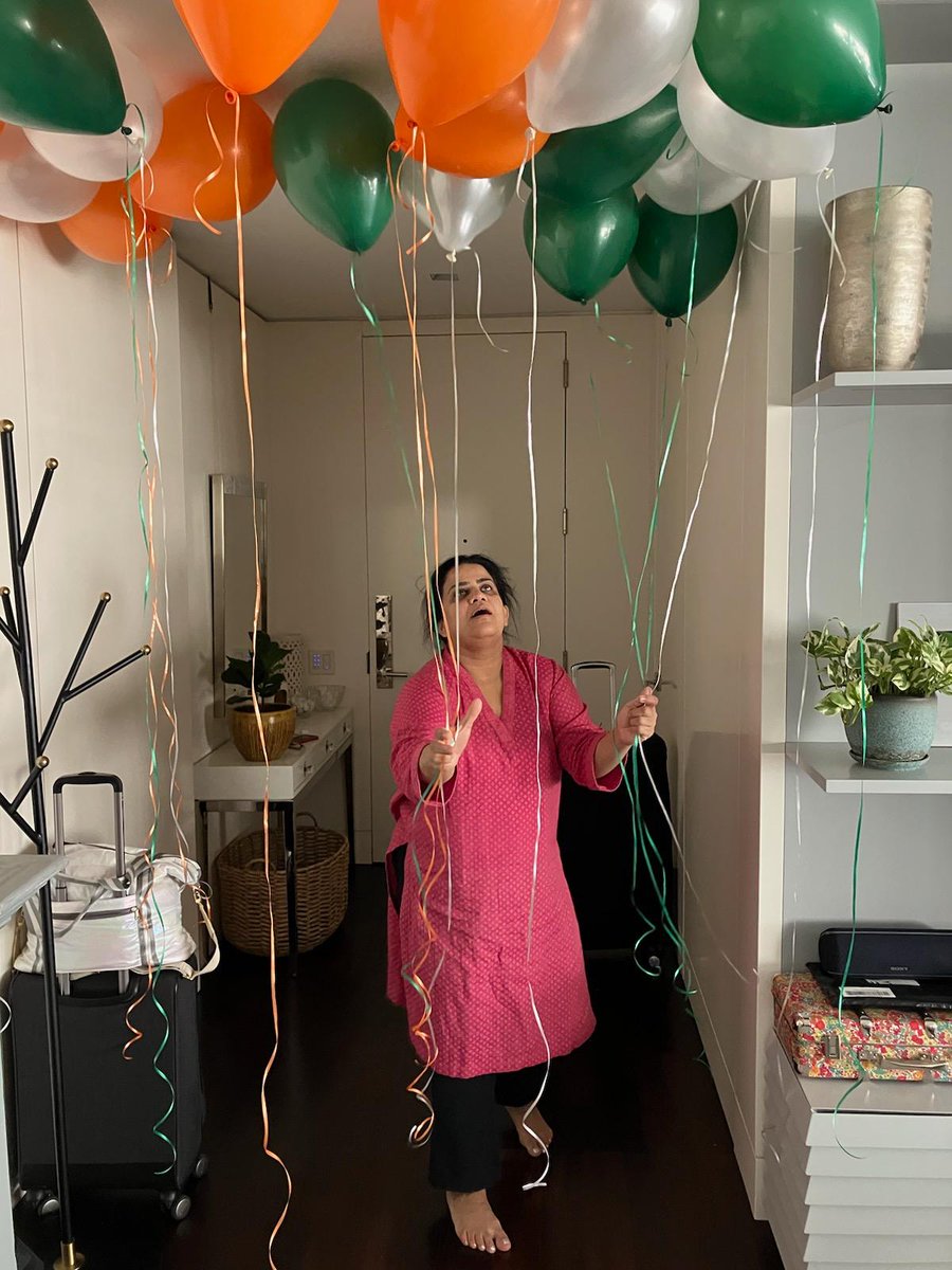 The homecoming from the homecoming . My boys knew I had a hard trip to Mumbai and I walked into these balloons when I got back home . Bye Mumbai you killed me with your love - video recap coming soon … get ready for the waterworks 😭