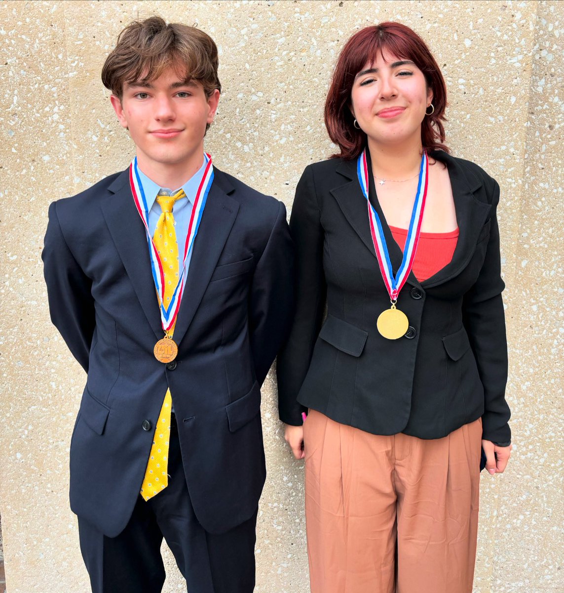 Congratulations to Sofia Riquelme Searovic for placing 1st & Charlie Weiner for placing 6th in Persuasive Extemp at the UIL Regional Meet this past weekend. #uilstate