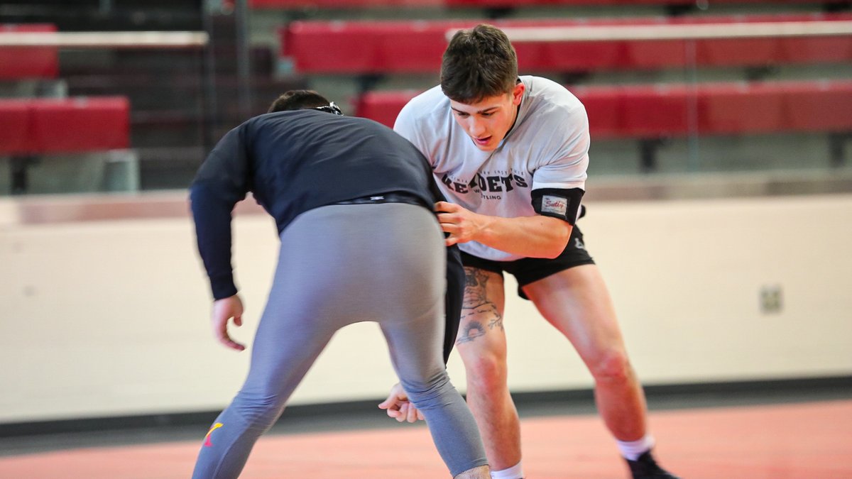 𝙊𝙉𝙀 𝙇𝘼𝙎𝙏 𝙍𝙀𝙋 💪

#RahVaMil #NCAAWrestling