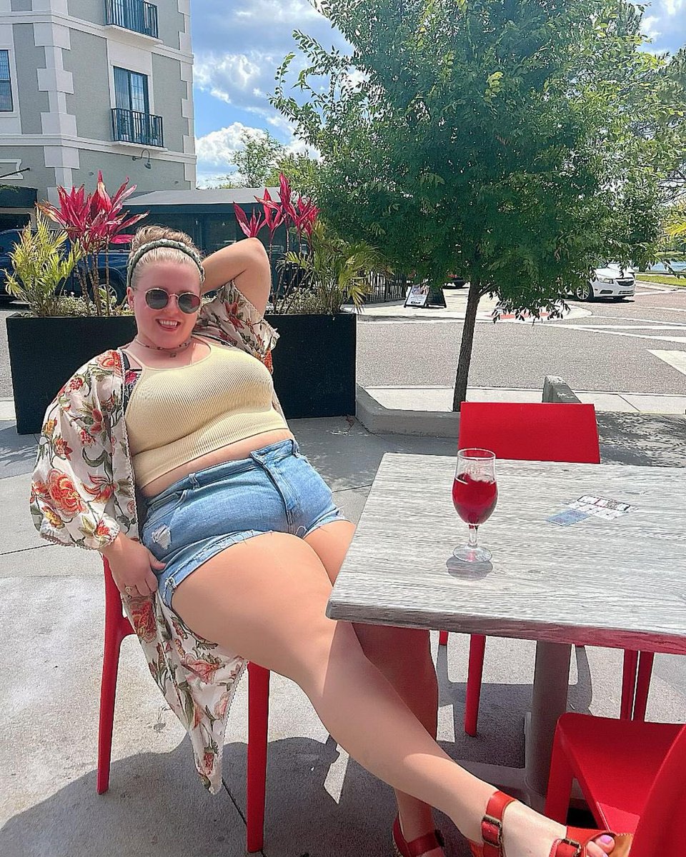 BigVanVyper's tweet photo. Livin’ easy. https://t.co/kkEJUMb5Hg