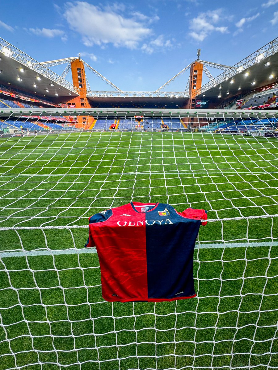 Glorious stadium, glorious game, glorious team. Thanks for having me @GenoaCFC