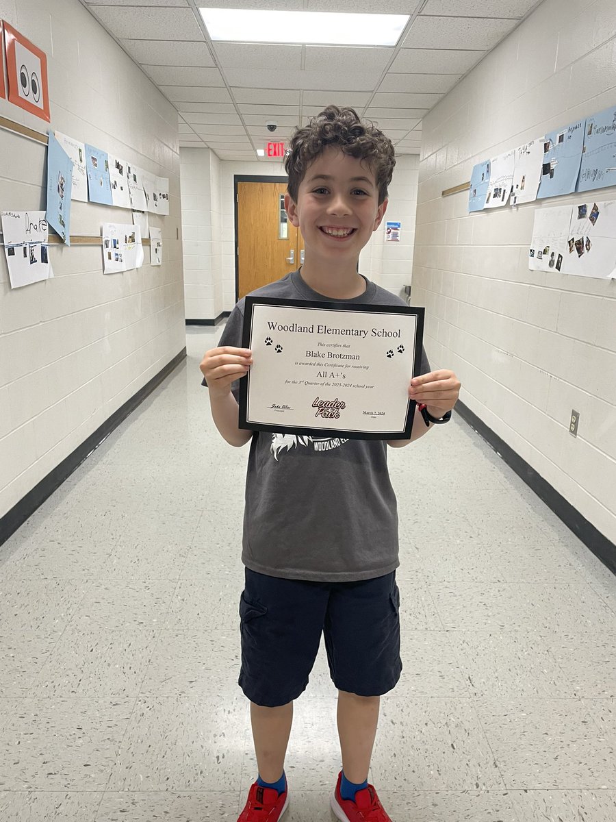 amydocherty44's tweet image. Shout out to these hardworking wolves! We love recognizing these honor roll students! Classmates were so excited that it was hard to hold our applause until the end! 😂@wolvestweet  @soontobeMrsFord