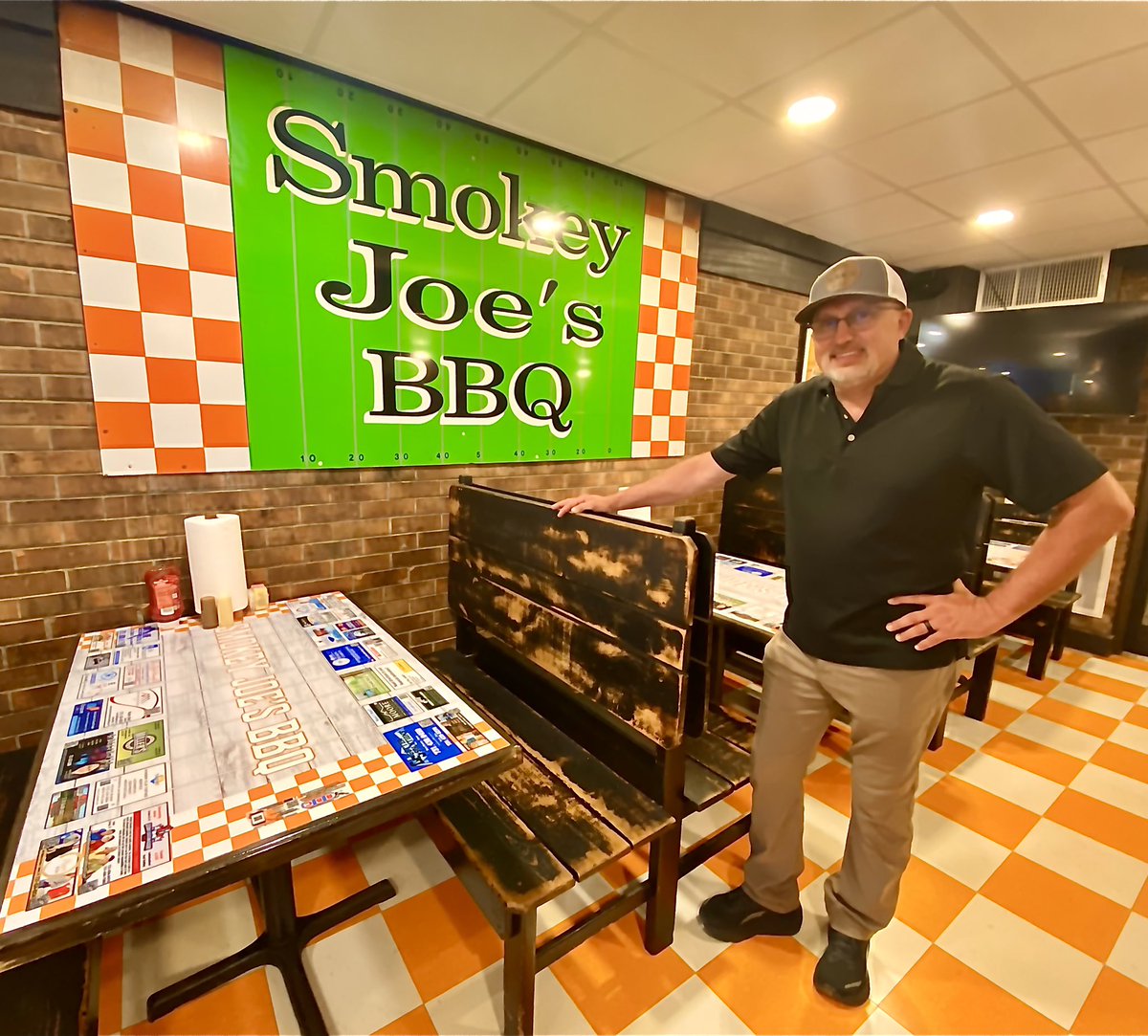 Mike welcomes everyone back to Smokey Joe's BBQ, Tuesday, April 30! 

#ShopMcNairy #MeetMcNairy #BBQ #pulledpork #rockytop #rockytoptennessee #govols #tnvacation